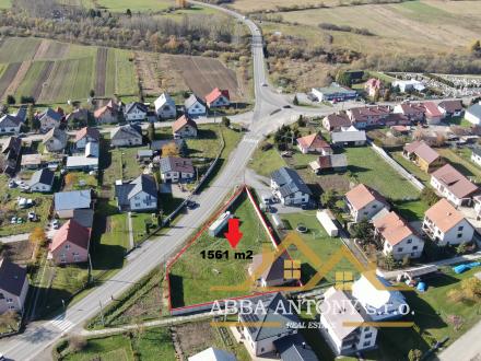 Rodinný dom s priestranným pozemkom 1561 m² – Zubrohlava